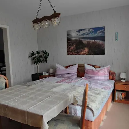 Labahn Apartment *